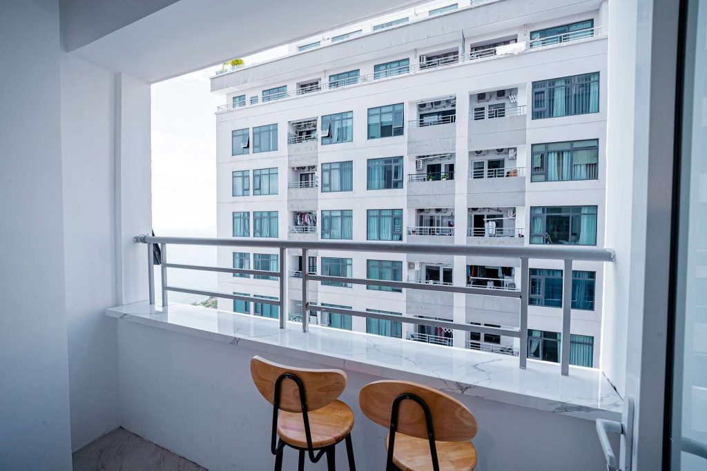 Ban công Căn Hộ Mường Thanh Viễn Triều OC1B Căn 3706