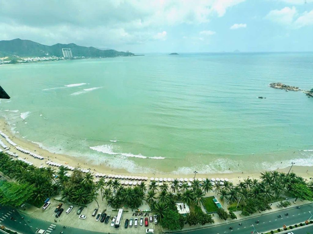 view trực biển Hòn Chồng Căn Góc Mường Thanh Viễn Triều OC1A Căn 2702