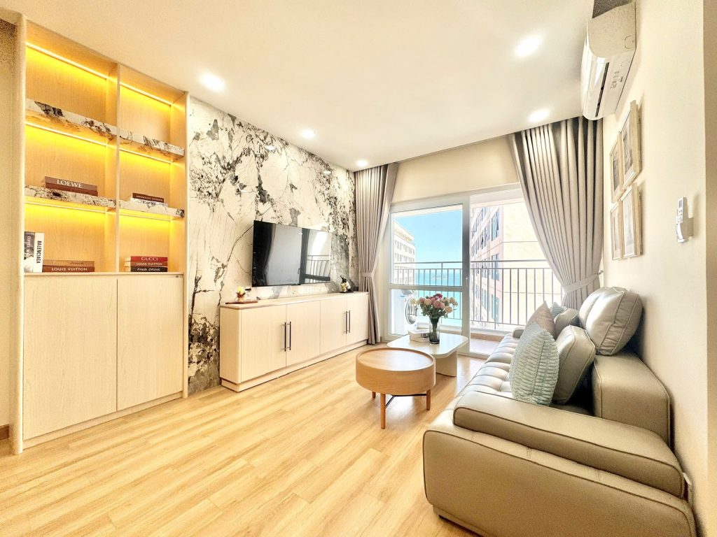 View biển phòng khách Căn Hộ Mường Thanh Viễn Triều OC3 Căn 3722